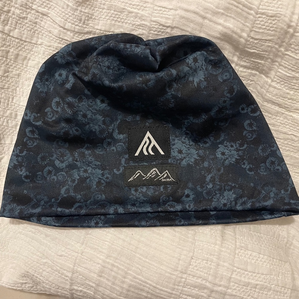 Skida hat